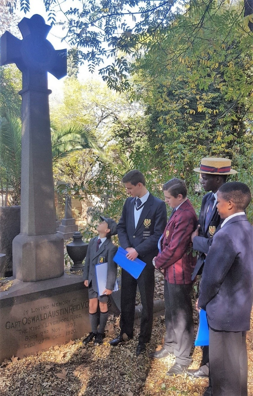 2017 Oswald Reid Grave