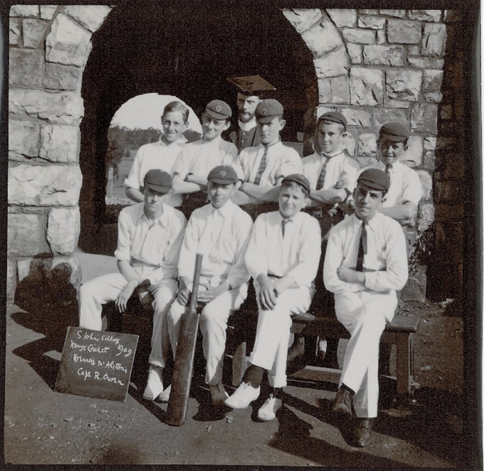 Alston’S Xi 1909 Captain R  Owen – Winners Of House Cricket Championship
