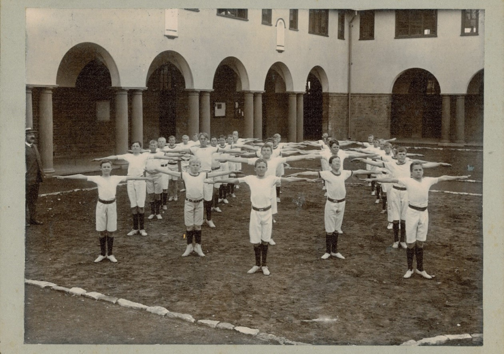 1915 5