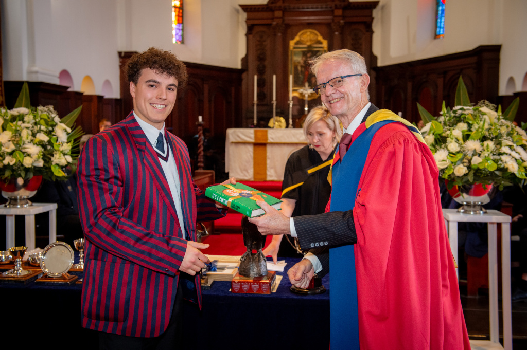 Wynand Pretorius Prize
