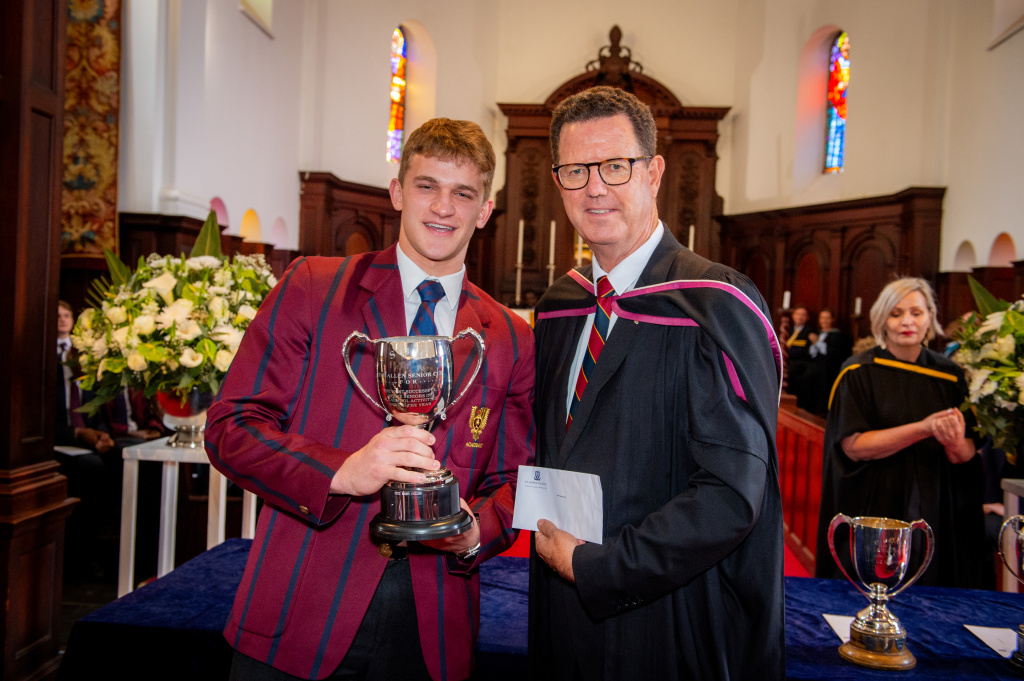 Allen Senior Cup And Le Sueur Cup